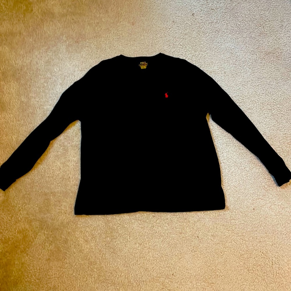 Mens long sleeve shirt.
